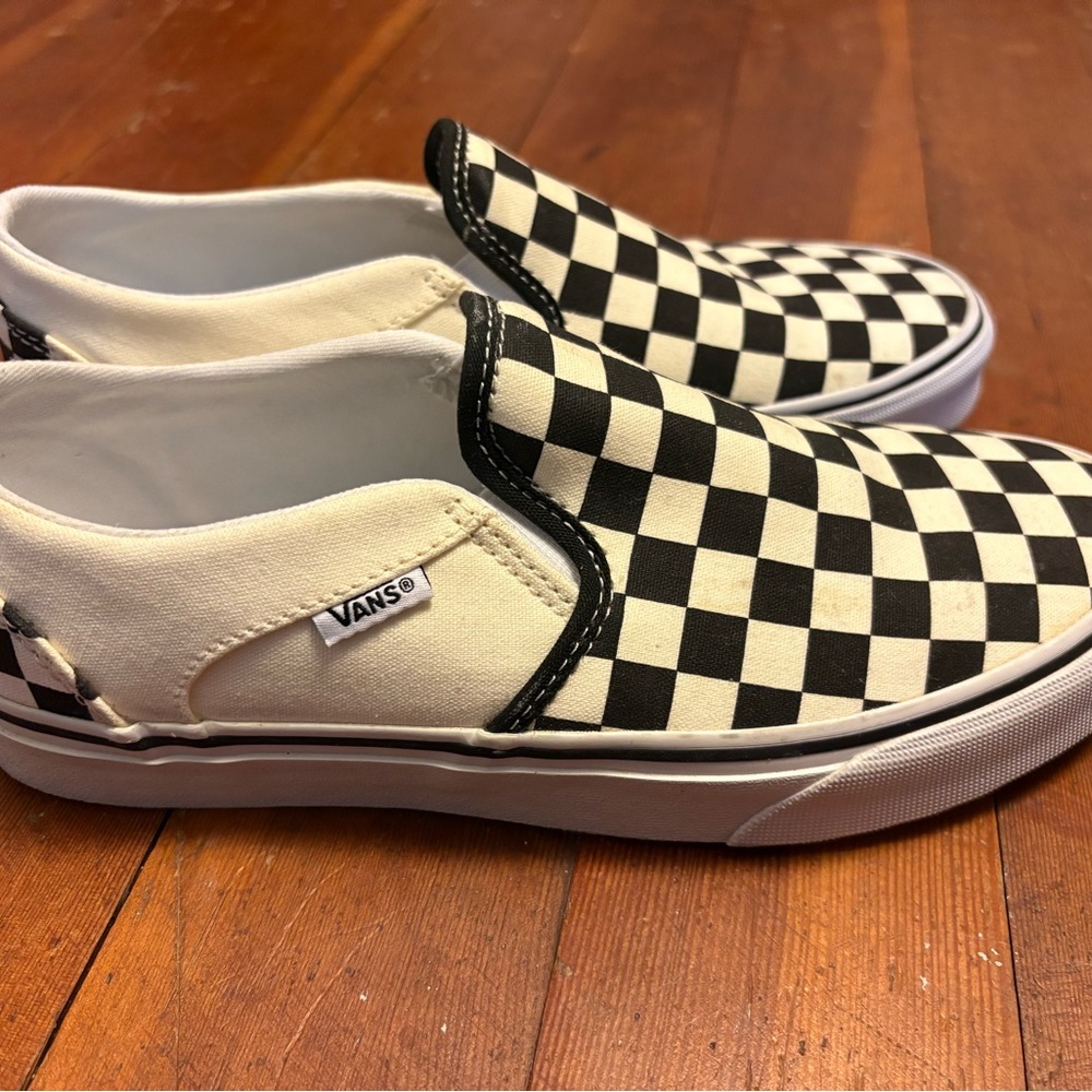 NWOT Vans Black and White Slip-On Shoes with Checkerboard Pattern - Picture 3 of 6